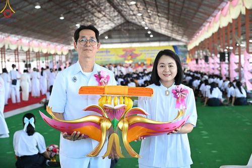 ภาพ No.172475:พิธีทอดกฐินเพื่อสร้าง "ลานเอนกประสงค์พญานาค 4 ตระกูล" วันที่ 15 พฤศจิกายน พ.ศ.2567 ณ พุทธอุทยานนานาชาติ อ.โพนพิสัย จ.หนองคาย