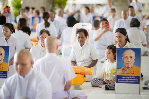 ภาพ No.341778:วันเสาร์ที่ 25 กรกฎาคม พ.ศ. 2569 พิธีบรรพชาอุปสมบท โครงการบรรพชาอุปสมบทหมู่ รุ่นเข้าพรรษา ปี 2569 โครงการบวชพระนานาชาติ AEC และ WAB รุ่นที่  10 ณ วัดพระธรรมกาย จ.ปทุมธานี