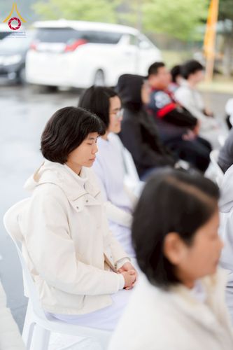 ภาพ No.220875:วันที่ 13 เมษายน พ.ศ. 2568 พิธีโปรยรัตนชาติปฐมเริ่มสถาปนาเจดีย์ และ พิธีเปิดหมู่บ้านปฏิบัติธรรม เพื่อการบรรลุธรรม ณ วัดป่าธรรมกายนานาชาติโทชิหงิ  ประเทศญี่ปุ่น