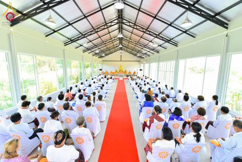 ภาพ No.174892:พิธีทอดกฐิน ศูนย์ปฏิบัติธรรมท่าม่วง ต.ทุ่งทอง อ.ท่าม่วง จ.กาญจนบุรี ในโครงการกฐินสามัคคีทั่วไทย 30,000 วัด บูชาธรรม 80 ปี หลวงพ่อธัมมชโย โดยคณะศิษยานุศิษย์วัดพระธรรมกาย วันที่ 9 พฤศจิกายน พ.ศ. 2567