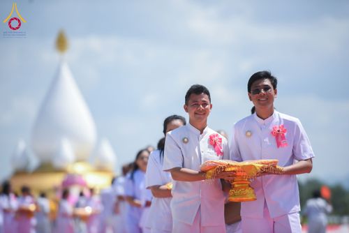 ภาพ No.211514:วันอาทิตย์ที่ 16 มีนาคม พ.ศ. 2568 พิธีทอดผ้าป่าฉลองปทุมเจดีย์ ณ ศูนย์อบรมเยาวชนปัตตานี