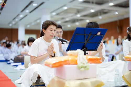 ภาพ No.228209:วันอาทิตย์ที่ 1 มิถุนายน พ.ศ.2568 พิธีถวายมหาสังฆทานพระ 100 รูป สโมสรซุปเปอร์คิดส์ ปีที่ 6 ณ ห้อง SPD 8 สภาธรรมกายสากล วัดพระธรรมกาย