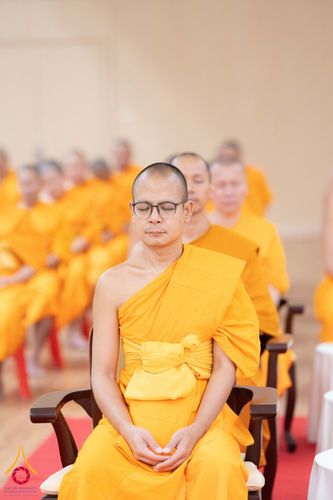 ภาพ No.146016:พิธีเจริญพระพุทธมนต์ ปฏิบัติธรรมเจริญสมาธิภาวนา เพื่อถวายเป็นพระราชกุศล แด่พระบาทสมเด็จพระเจ้าอยู่หัว เนื่องในโอกาสพระราชพิธีมหามงคล เฉลิมพระชนมพรรษา 6 รอบ 28 กรกฎาคม 2567 วันอาทิตย์ที่ 28 กรกฎาคม พ.ศ. 2567  ณ ห้องแก้วสารพัดนึก 2 สภาธรรมกายสากล