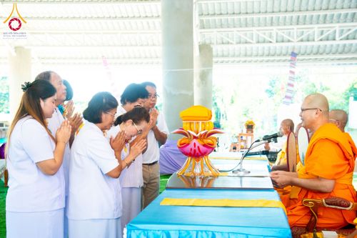 ภาพ No.179336:พิธีทอดกฐิน ณ ธุดงคสถานลำพูน อำเภอบ้านโฮ่ง จังหวัดลำพูน ในโครงการกฐินสามัคคีทั่วไทย 30,000 วัด บูชาธรรม 80 ปี หลวงพ่อธัมมชโย โดยคณะศิษยานุศิษย์วัดพระธรรมกาย วันที่ 15 พฤศจิกายน พ.ศ. 2567