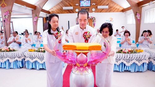 ภาพ No.239670:วันอาทิตย์ ที่ 17 สิงหาคม พ.ศ. 2568 พิธีทอดผ้าป่าฉลองครบรอบ 27 ปี วัดพระธรรมกายซีแอตเติล รัฐวอชิงตัน ประเทศสหรัฐอเมริกา