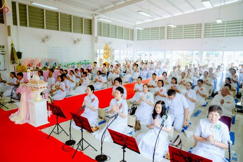 ภาพ No.266821:วันที่ 5 พฤศจิกายน พ.ศ. 2568 พิธีทอดกฐิน ณ อนุสรณ์สถานพระมงคลเทพมุนี  (สด จนฺทสโร) ผู้ค้นพบวิชชาธรรมกาย สถานที่ตั้งมโนปณิธานบวชตลอดชีวิต คลองบางนางแท่น ต.หอมเกร็ด อ.สามพราน จ.นครปฐม