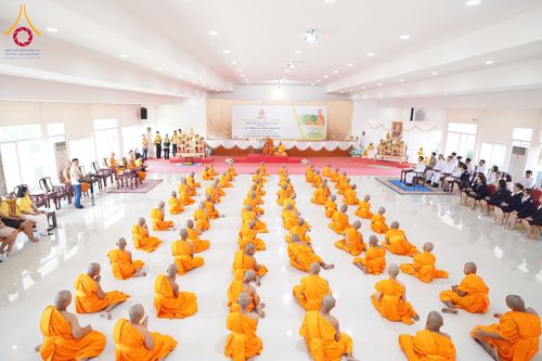 ภาพ No.58553:โครงการบรรพชาสามเณร ภาคฤดูร้อน เฉลิมพระเกียรติพระบาทสมเด็จพระเจ้าอยู่หัว เนื่องในโอกาส พระราชพิธีมหามงคลเฉลิมพระชนมพรรษา 6 รอบ 28 กรกฎาคม พ.ศ. 2567 ระหว่างวันที่ 20 เมษายน ถึง 6 พฤษภาคม 2567 ณ วัดกลางธนรินทร์ (ธรรมอุทยานบ้านแป้ง)