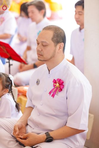 ภาพ No.196705:พิธีทอดผ้าป่าทำนุบำรุงศาสนสถาน ณ วัดสิงห์ ต.บางคูเวียง อ.บางกรวย จ.นนทบุรี ในโครงการธรรมยาตรา กตัญญูบูชา มหาปูชนียาจารย์ พระมงคลเทพมุนี(สด จนฺทสโร) พระผู้ปราบมาร อนุสรณ์สถาน 7 แห่ง ปีที่ 13 วันที่ 17 มกราคม พ.ศ. 2568