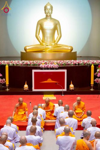ภาพ No.277719:วันเสาร์ที่ 6 ธันวาคม พ.ศ. 2568 พิธีบรรพชาอุปสมบทและพิธีถวายบาตร โครงการอุปสมบทบูชาธรรมมหาปูชนียาจารย์ ประจำปี พ.ศ.2568 โครงการบวชพระนานาชาติ AEC และ WAB รุ่น CEO (นักบริหาร) รุ่นที่ 5 ณ มหาธรรมกายเจดีย์ วัดพระธรรมกาย