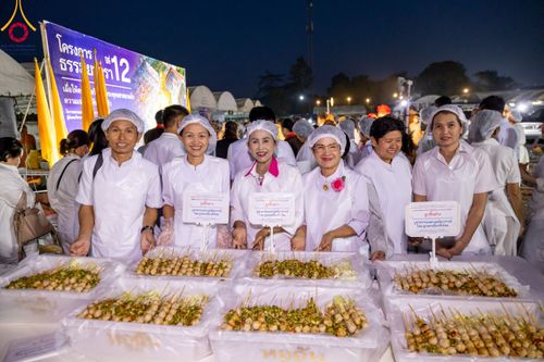 ภาพ No.116273:พิธีถวายภัตตาหารเป็นสังฆทาน แด่คณะพระธรรมยาตรา ปีที่ 12 วันที่ 21 มกราคม พ.ศ. 2567 ณ วัดโบสถ์(บน) บางคูเวียง จ.นนทบุรี