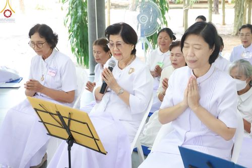 ภาพ No.158265:โครงการอบรมอุบาสก อุบาสิกาแก้ว  ตัวแทนทอดกฐิน 30,000 วัด ทั่วไทย บูชาธรรม 80 ปี หลวงพ่อธัมมชโย ระหว่างวันที่ 20-22 กันยายน พ.ศ. 2567 ณ จังหวัดบุรีรัมย์ รุ่นที่ 3