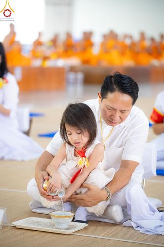 ภาพ No.208356:พิธีสวดพระพุทธมนต์ และถวายภัตตาหารเมนูสวรรค์แด่พระภิกษุ สามเณร วันที่ 15 กุมภาพันธ์ พ.ศ. 2568 ณ หอฉันคุณยายอาจารย์ฯ วัดพระธรรมกาย