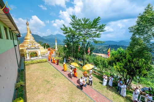 ภาพ No.175776:พิธีทอดผ้าป่าสมทบกฐิน ณ วัดอนุรุทธะอารนา เมืองมาตะเล ศรีลังกา โดยมูลนิธิธรรมกาย ในนามหลวงพ่อธัมมชโย วันที่ 7 พฤศจิกายน พ.ศ. 2567