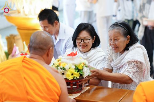 ภาพ No.198488:งานบุญล้านนา พิธีถวายสังฆทาน ตานข้าวใหม่,  พิธีทอดผ้าป่าบำรุงธุดงคสถานล้านนา,  พิธีถวายเครื่องเสียง เพื่อใช้ในงานพระพุทธศาสนา,  พิธีถวายรัตนบุปผา บูชาพระรัตนตรัย,  พิธีถวายภัตตาหารเป็นสังฆทาน วันอาทิตย์ที่ 19 มกราคม พุทธศักราช 2568  ณ ธุดงคสถานล้านนา