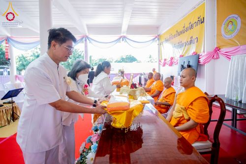 ภาพ No.274621:วันอาทิตย์ที่ 23 พฤศจิกายน พ.ศ. 2568 พิธีทอดผ้าป่าสามัคคี เพื่อระดมทุนสร้างกุฏิที่พักสามเณร ณ ศูนย์ปฏิบัติธรรมสวนผึ้ง จ.ราชบุรี