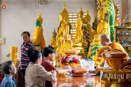 ภาพ No.99473:พิธีทอดกฐินสามัคคีทั่วไทย 5,000 วัด ณ วัดคลองเก้า จ.ปทุมธานี วันที่ 26 พฤศจิกายน พ.ศ. 2566