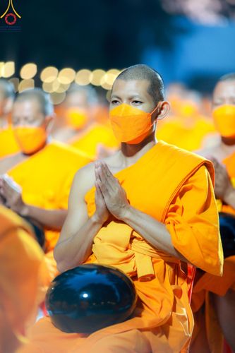 ภาพ No.107367:พิธีตักบาตรพระธรรมยาตราฯ ในโครงการธรรมยาตรากตัญญูบูชา มหาปูชนียาจารย์ พระมงคลเทพมุนี(สด จนฺทสโร) พระผู้ปราบมาร ปีที่ 12 ณ อนุสรณ์สถานมหาวิหารพระมงคลเทพมุนี อ.สองพี่น้อง จ.สุพรรณบุรี วันที่ 7 มกราคม พ.ศ. 2567