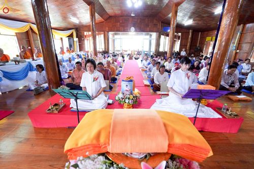 ภาพ No.262332:วันที่ 19 ตุลาคม พ.ศ. 2568 พิธีทอดกฐินสามัคคีทั่วไทย 30,000 วัด โดยคณะศิษยานุศิษย์ บูชาธรรม 81 ปี หลวงพ่อธัมมชโย ณ วัดป่าหมาก ต.แม่ลาน้อย อ.แม่ลาน้อย จ.แม่ฮ่องสอน