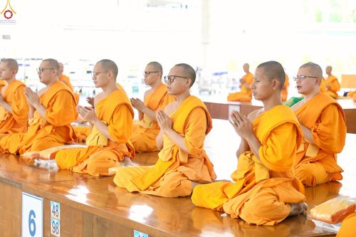 ภาพ No.228803:วันที่ 24 พฤษภาคม และ วันที่ 14 มิถุนายน พ.ศ.2568 พิธีถวายภัตตาหารเมนูสวรรค์ เพื่อการบรรลุธรรม ณ หอฉันคุณยายอาจารย์ฯ วัดพระธรรมกาย