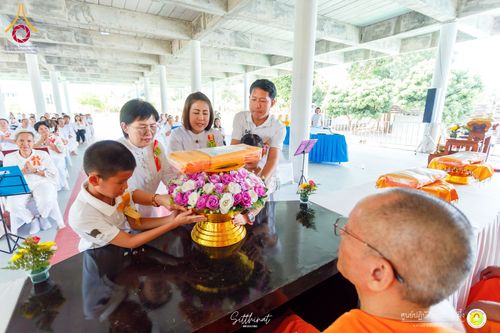 ภาพ No.158747:พิธีทอดผ้าป่า ศูนย์ปฏิบัติธรรมสวนผึ้ง จ.ราชบุรี วันที่ 15 กันยายน พ.ศ. 2567