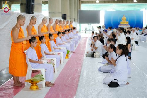 ภาพ No.143811:พิธีปลงผมยุวธรรมทายาท โครงการสามเณรโรงเรียนนานาชาติ รุ่นที่  13 ณ วิหารคด คอร์ 9 วัดพระธรรมกาย วันอาทิตย์ที่ 7 กรกฎาคม พ.ศ. 2567