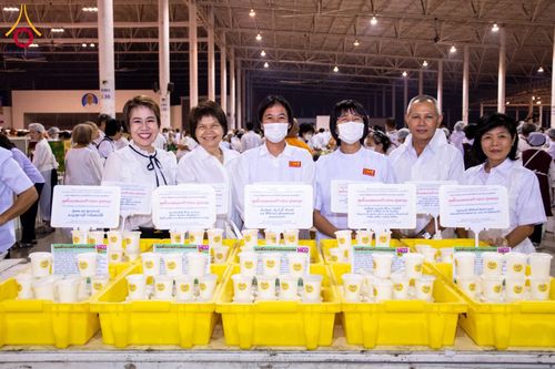 ภาพ No.121555:พิธีถวายภัตตาหารเป็นสังฆทาน แด่คณะพระธรรมยาตรา ปีที่ 12 วันที่ 31 มกราคม พ.ศ. 2567 ณ สภาธรรมกายสากล วัดพระธรรมกาย