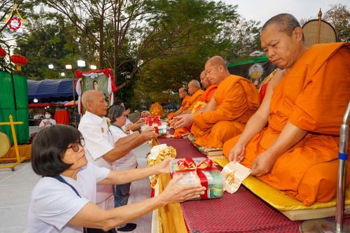 ภาพ No.206754:พิธีตักบาตรพระ 1,000 รูป ปืที่ 7 วันอาทิตย์ที่ 9 กุมภาพันธ์ พ.ศ. 2568 ณ วัดห้วยตองสัก อำเภอจอมทอง จังหวัดเชียงใหม่