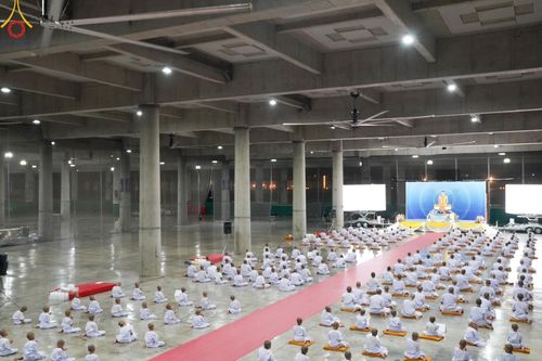 ภาพ No.133667:นาคธรรมทายาทปฏิบัติธรรมก่อนบวช ในโครงการบรรพชาสามเณร ฟื้นฟูพระพุทธศาสนาทั่วไทย ศูนย์อบรมวัดพระธรรมกาย วันที่ 3 เมษายน พ.ศ. 2567