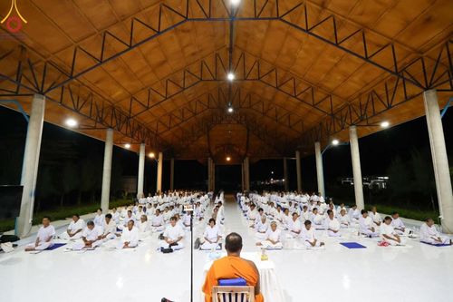 ภาพ No.153880:โครงการอบรมอุบาสก อุบาสิกาแก้ว รุ่นที่ 1 ผู้แทนทอดกฐินสามัคคี 30,000 วัดทั่วไทย ระหว่างวันที่ 6-8 กันยายน พ.ศ. 2567 ณ ศูนย์ปฏิบัติธรรมหนองบัวลำภู