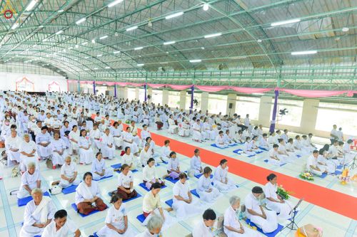 ภาพ No.271524:วันอาทิตย์ที่ 26 ตุลาคม พ.ศ. 2568 พิธีทอดกฐินสามัคคี เพื่อสร้างหอฉันและปรับปรุงอาคารสถานที่ ให้เหมาะสมในการอบรมคุณธรรมแก่เยาวชน ณ ศูนย์อบรมเยาวชนสุรินทร์