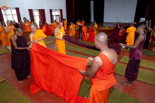 ภาพ No.139850:PhotoStory มหาศรัทธา ธรรมยาตราศรีลังกา EP.2 พิธีเปิดโครงการสยาม-ลังกา ธรรมยาตรา ฉลองเทศกาลวิสาขบูชาแห่งชาติ ศรีลังกา บูชาธรรม 80 ปีหลวงพ่อธัมมชโย เมื่อวันที่ 17 พฤษภาคม พ.ศ. 2567