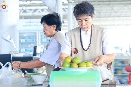 ภาพ No.134565:V.35 เพื่อบุญต้นเดือน การรับบุญของเจ้าหน้าที่หน่วยงานต่างๆ เพื่องานบุญวันอาทิตย์ต้นเดือน ณ วัดพระธรรมกาย วันที่ 7 เมษายน พ.ศ. 2567