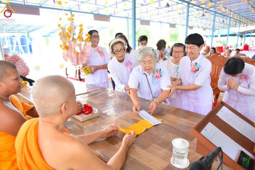 ภาพ No.138468:พิธีทอดผ้าป่าสามัคคี เพื่อสมทบทุนสร้างหอฉัน ๑๑๓ปี คุณยายอาจารย์มหารัตนอุบาสิกาจันทร์ขนนกยูง ครั้งที่ ๘ ในวันศุกร์ ที่ ๒๔ พฤษภาคม พ.ศ. ๒๕๖๗ ณ ศูนย์การศึกษาจอมบึง ต.รางบัว อ.จอมบึง จ.ราชบุรี