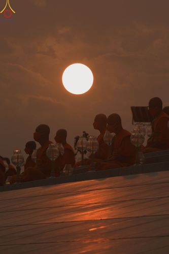 ภาพ No.77185:พิธีจุดมาฆประทีป ในวันมาฆบูชา อาทิตย์ต้นเดือนที่ 6 มีนาคม พ.ศ. 2566 ณ วัดพระธรรมกาย อ.คลองหลวง จ.ปทุมธานี