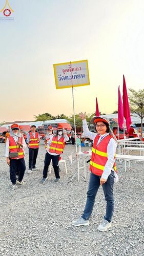 ภาพ No.116943:V.16 เป็นทีม การเตรียมงาน เก็บงาน การรับบุญของเจ้าหน้าที่หน่วยงานต่างๆ เพื่อโครงการธรรมยาตรา กตัญญูบูชามหาปูชนียาจารย์ พระมงคลเทพมุนี (สด จนฺทสโร) พระผู้ปราบมาร อนุสรณ์สถาน 7 แห่ง ปีที่ 12 ระหว่างวันที่ 2 - 31 มกราคม พ.ศ. 2567