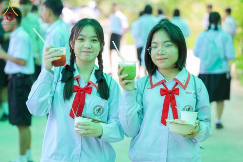 ภาพ No.183997:วันรวมพลังเด็กดี V-Star ผู้นำฟื้นฟูศีลธรรมโลก ประจำปี 2567 ณ ศูนย์ปฏิบัติธรรมลำปาง ต.บ้านเป้า อ.เมือง จ.ลำปาง วันที่ 26 พฤศจิกายน พ.ศ. 2567