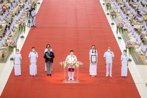 ภาพ No.124551:พิธีถวายรางวัล Guinness World Records "สถิตินั่งสมาธิและร่วมลงชื่อเพื่อสร้างสันติภาพโลก ด้วยจำนวนคนที่มากที่สุดในโลก" ณ สภาธรรมกายสากล วัดพระธรรมกาย วันมาฆบูชา เสาร์ที่ 24 กุมภาพันธ์ พ.ศ. 2567