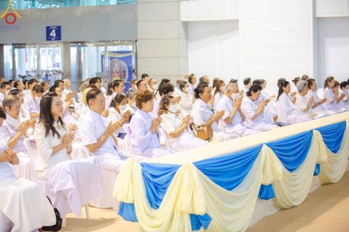 ภาพ No.188007:พิธีบูชาข้าวพระ วันขึ้นปีใหม่ 2568 ณ วัดพระธรรมกาย จ.ปทุมธานี วันที่ 1 มกราคม พ.ศ. 2568