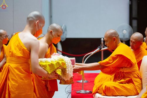 ภาพ No.82833:พิธีอุปสมบทหมู่ ในโครงการพระพี่เลี้ยงเข้าพรรษา, ธรรมทายาทอุดมศึกษารุ่นที่ 50 (ภาคฤดูฝน) และธรรมทายาทพุทธศาสตร์สากล รุ่นที่ 7 (ภาคฤดูฝน) วันอาทิตย์ที่ 18 มิถุนายน พ.ศ. 2566 ณ วัดพระธรรมกาย จ.ปทุมธานี