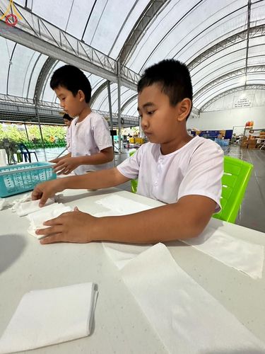 ภาพ No.133246:กิจวัตรกิจกรรมการฝึกตัวก่อนบวช และพิธีตัดปอยผมธรรมทายาท ณ ศูนย์ปฏิบัติธรรมและอบรมเยาวชนเมืองยะลา วันที่ 1-2 เมษายน พ.ศ. 2567