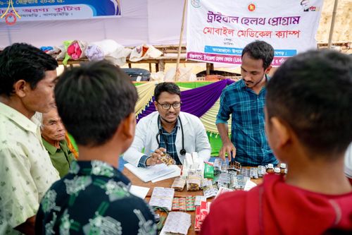 ภาพ No.127587:Photo Story ปฐมบรรพชาชาวพุทธมาร์มา Episode 2/5 วันที่ 6-7 กุมภาพันธ์ พ.ศ. 2567  โครงการบรรพชาครั้งประวัติศาสตร์ แห่งเทือกเขาจิตตะกอง  ครั้งแรกของชาวพุทธมาร์มา บังกลาเทศ บูชาธรรม 80 ปีหลวงพ่อธัมมชโย ณ วัดธัมจักร อรัญกุฏิ เมืองรัมการ์ คาร์กาชารี บังกลาเทศ