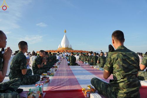 ภาพ No.211908:วันจันทร์ที่ 17 มีนาคม พ.ศ. 2568 พิธีตักบาตรพระกว่า 300 รูป ฉลองพิธีประดิษฐานพระบรมสารีริกธาตุ ณ ปทุมเจดีย์ เจดีย์พระพุทธเจ้า 5 พระองค์ ศูนย์อบรมเยาวชนปัตตานี บ้านโคกดีปลี ตำบลตุยง อำเภอหนองจิก จังหวัดปัตตานี