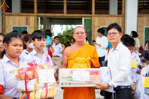 ภาพ No.103200:วันรวมพลังเด็กดี V-Star ผู้นำฟื้นฟูศีลธรรมโลก จังหวัดสระแก้ว วันอังคารที่ 19 ธันวาคม พ.ศ. 2566 ณ ศูนย์ปฏิบัติธรรมอรัญประเทศ อ.อรัญประเทศ จ.สระแก้ว