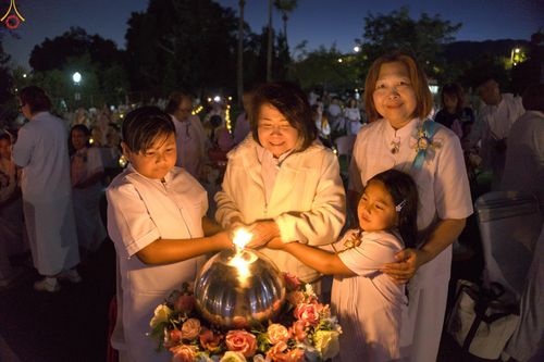 ภาพ No.333062:วันอาทิตย์ที่ 31 พฤษภาคม พ.ศ. 2569 วันวิสาขบูชา ณ วัดพระธรรมกายแคลิฟอร์เนีย  ประเทศสหรัฐอเมริกา