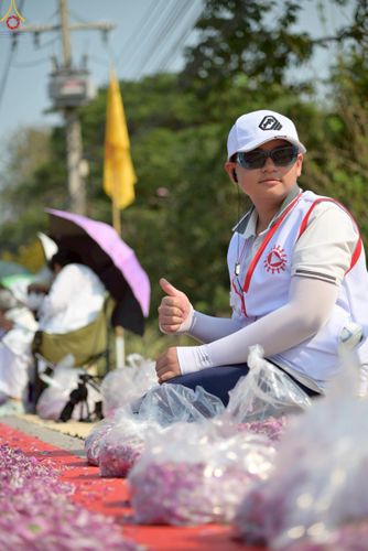 ภาพ No.306696:ภาพเบื้องหลังอาสาสมัครรวมใจ ชุดที่ 5 ในโครงการธรรมยาตรา กตัญญูบูชา มหาปูชนียาจารย์ พระมงคลเทพมุนี(สด จนฺทสโร) พระผู้ปราบมาร อนุสรณ์สถาน 7 แห่ง ปีที่ 14