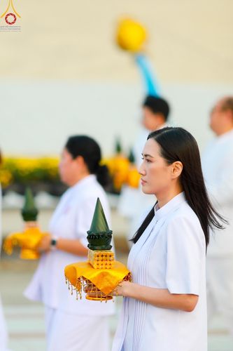 ภาพ No.133708:พิธีเวียนประทักษิณและพิธีวันทาเจดีย์ โครงการบรรพชาสามเณร ฟื้นฟูพระพุทธศาสนาทั่วไทย ณ วัดพระธรรมกาย วันเสาร์ที่ 6 เมษายน พ.ศ. 2567