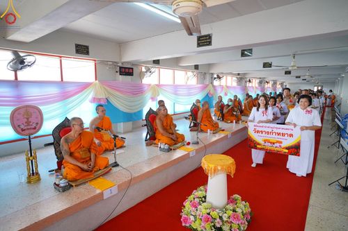 ภาพ No.200484:พิธีทอดผ้าป่าทำนุบำรุงศาสนสถาน ณ วัดรางกำหยาด ตำบลบางภาษี อำเภอบางเลน จังหวัดนครปฐม ในโครงการธรรมยาตรา กตัญญูบูชา มหาปูชนียาจารย์ พระมงคลเทพมุนี(สด จนฺทสโร) พระผู้ปราบมาร อนุสรณ์สถาน 7 แห่ง ปีที่ 13 วันที่ 22 มกราคม พ.ศ. 2568