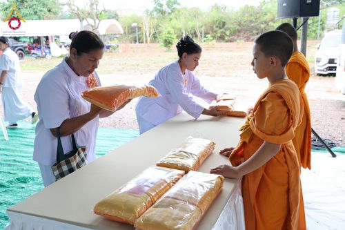 ภาพ No.181809:พิธีทอดกฐินสามัคคี เพื่อสร้างหอฉันคุณยายอาจารย์ฯ วันอาทิตย์ที่ 27 ตุลาคม พ.ศ. 2567 ณ ศูนย์ปฏิบัติธรรมนานาชาติสะเดา อ.สะเดา จ.สงขลา