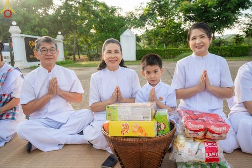 ภาพ No.155564:โครงการ อุบาสกแก้ว อุบาสิกาแก้ว รุ่นที่ 2 ตัวแทนทอดกฐินสามัคคีทั่วไทย 30,000 วัด บูชาธรรม 80 ปี หลวงพ่อธัมมชโย  ระหว่างวันที่ 13-15 กันยายน พ.ศ. 2567 ณ ธุดงคสถานชลบุรี