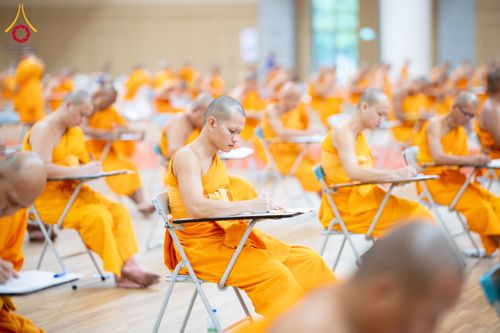 ภาพ No.177784:พิธีสอบธรรมสนามหลวง นักธรรมชั้นโท-เอก  ระหว่างวันที่ 17-20 พฤศจิกายน พ.ศ. 2567 ณ สนามสอบวัดพระธรรมกาย ปทุมธานี